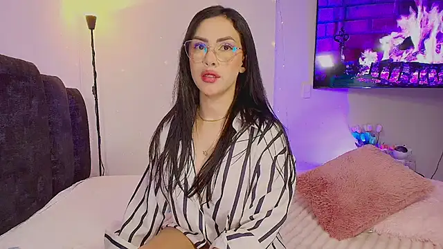 Maya Bluee online show from April 2026 03:53:01 AM