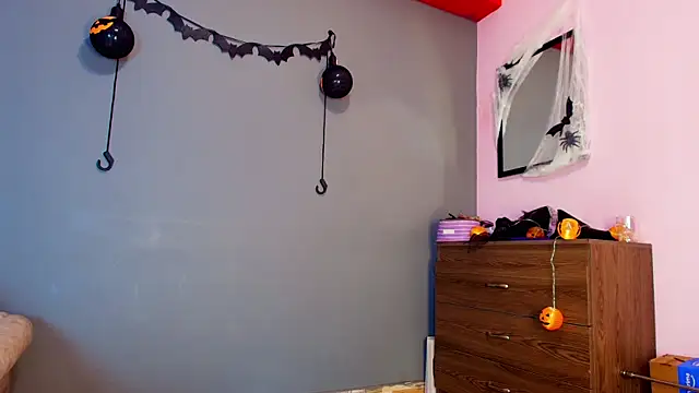 jade brunnette online show from October 2025 08:28:01 PM