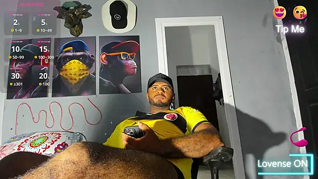 Snapshot of Hardboy_latin chatting on October 2025 03:53:02 AM Hardboy latin online show from October 2025 03:53:02 AM