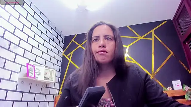 kathina giraldo online show from January 2025 12:36:01 PM