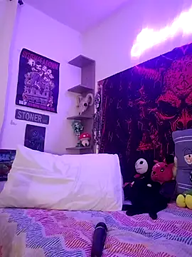 Sarah-Stoner online show from July 2026 08:51:02 PM