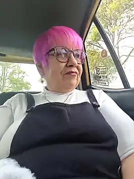 maturehot 65 online show from November 2025 06:56:02 PM