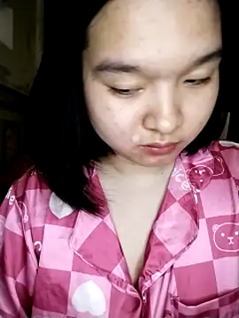 Thomgdee online show from March 2025 01:39:01 PM