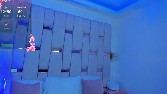 mia schwarz online show from February 2026 09:44:02 PM