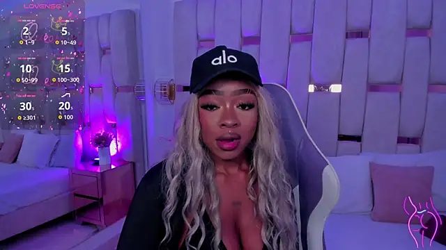 mia schwarz online show from April 2026 03:12:02 AM