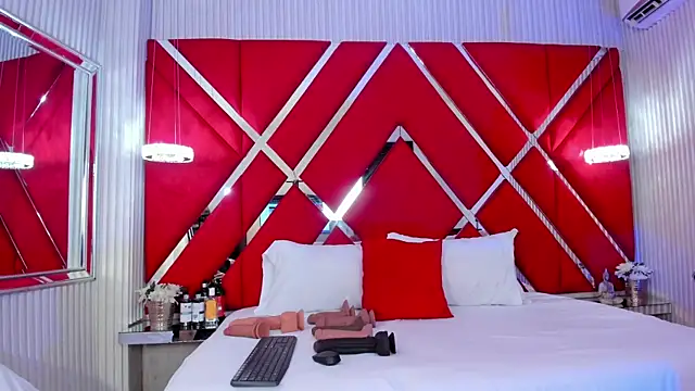 SusanCouper online show from March 2026 10:38:01 PM