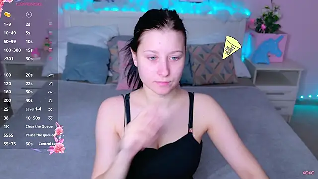 SarahStanley online show from March 2025 09:10:02 AM