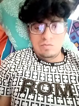 Snapshot of ale3J4a chatting on February 2026 06:26:01 PM ale3J4a online show from February 2026 06:26:01 PM