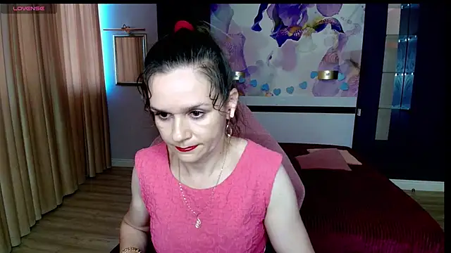 Snapshot of AriaGray chatting on July 2026 04:52:02 AM AriaGray online show from July 2026 04:52:02 AM
