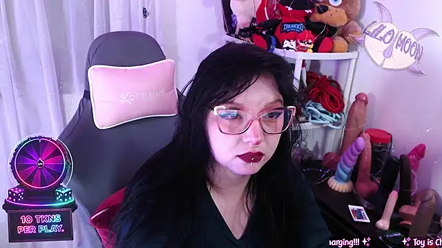 LiloMoon69 online show from February 2026 03:24:02 PM