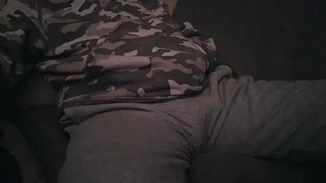 Snapshot of ThikkDikkDaddie chatting on January 2025 10:32:01 AM ThikkDikkDaddie online show from January 2025 10:32:01 AM