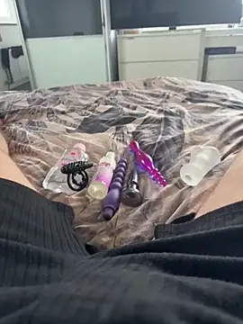 MarriedManBigCock online show from April 2026 11:06:01 AM