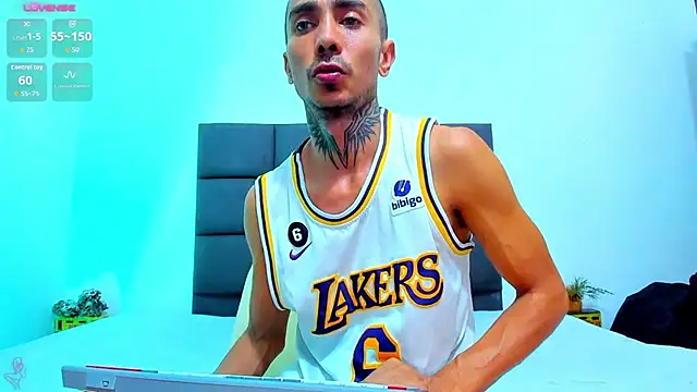 steven hott8 online show from July 2026 01:10:02 AM