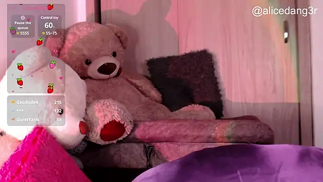 Snapshot of Alicedangerrr chatting on March 2025 06:47:02 AM Alicedangerrr online show from March 2025 06:47:02 AM