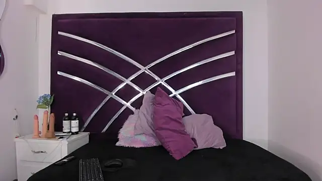 Snapshot of MaiteHT chatting on November 2025 09:02:02 PM MaiteHT online show from November 2025 09:02:02 PM