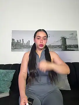 Snapshot of SophieRoyals chatting on March 2026 01:25:01 PM SophieRoyals online show from March 2026 01:25:01 PM