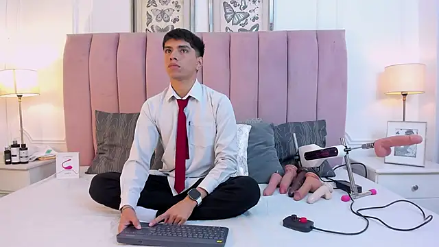 Santy carrington online show from March 2026 08:05:01 PM