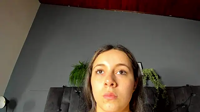 AmbarHills 1 online show from April 2026 11:33:02 AM