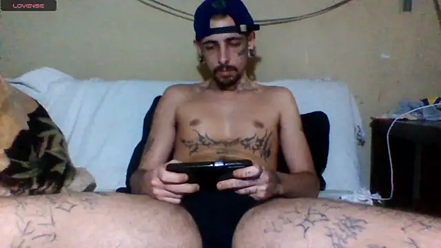 Snapshot of sellvageria chatting on July 2026 06:40:02 PM sellvageria online show from July 2026 06:40:02 PM