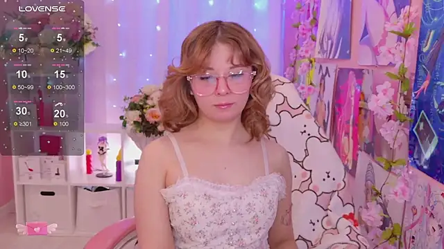 Coconut Mia online show from March 2026 09:00:02 PM