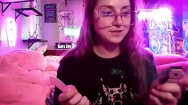 mirannacult online show from March 2025 02:21:02 PM