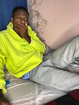 Snapshot of fireboyafrica chatting on November 2025 11:47:02 PM fireboyafrica online show from November 2025 11:47:02 PM