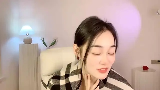 cloud8822 online show from January 2025 05:10:01 PM