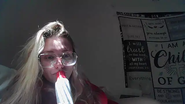 Lalalynn online show from April 2026 08:34:01 PM