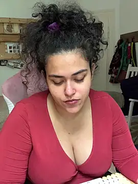 Curvydesifromgermany online show from June 2026 01:10:01 PM