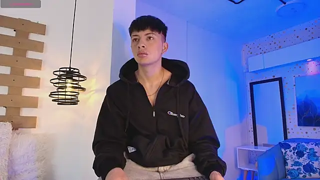 Steev Novoa online show from March 2025 04:51:02 AM