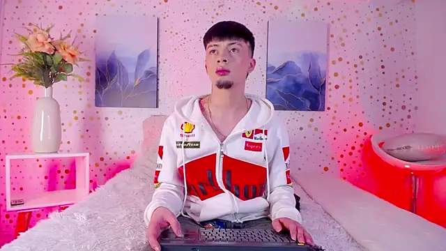 Steev Novoa online show from February 2026 03:23:02 AM