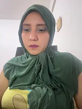 Snapshot of hannahayat chatting on March 2026 03:42:02 AM hannahayat online show from March 2026 03:42:02 AM