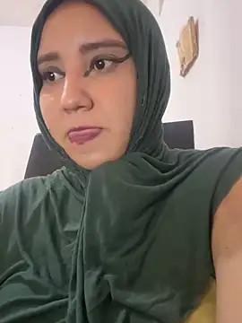 Snapshot of hannahayat chatting on March 2026 03:48:02 PM hannahayat online show from March 2026 03:48:02 PM