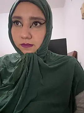 Snapshot of hannahayat chatting on March 2026 12:23:02 AM hannahayat online show from March 2026 12:23:02 AM