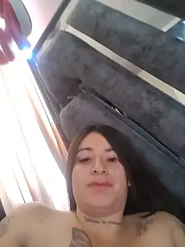 Alona Evans online show from November 2025 02:39:01 PM