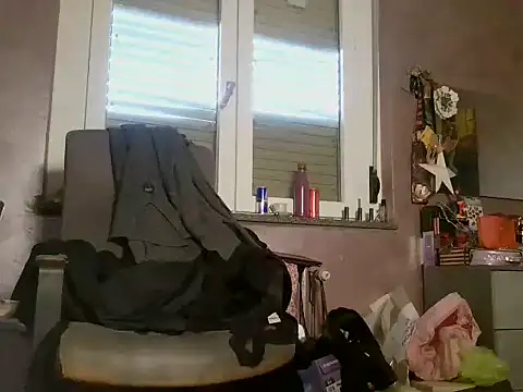 LadyVenere online show from April 2026 05:21:02 AM