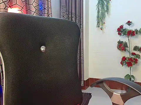 Unlucky-flowers online show from January 2025 12:36:02 PM