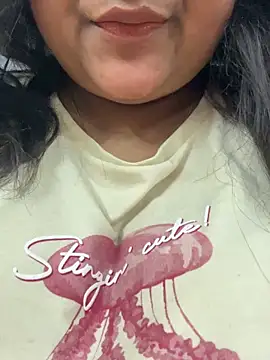 smile pretty online show from February 2026 03:26:02 PM