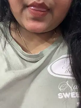 smile pretty online show from February 2026 05:29:01 PM