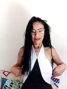 Snapshot of BarbaraMature chatting on April 2026 04:16:02 PM BarbaraMature online show from April 2026 04:16:02 PM