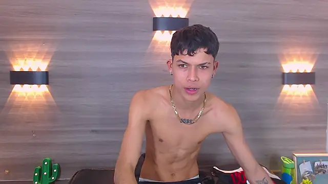 Levis Montes online show from January 2025 05:00:02 PM