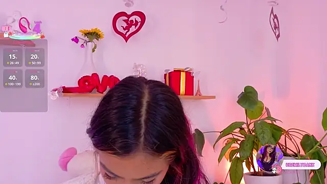 Snapshot of emily_bank chatting on February 2026 07:54:02 PM emily bank online show from February 2026 07:54:02 PM