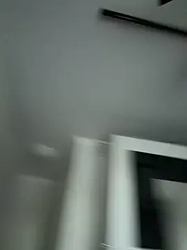 Hornyblond Bella online show from April 2026 05:30:01 PM