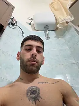 Snapshot of Enzoblood1 chatting on February 2026 03:21:01 AM Enzoblood1 online show from February 2026 03:21:01 AM