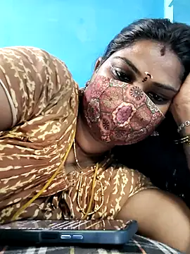 Snapshot of mayaa2u chatting on July 2026 07:55:02 AM mayaa2u online show from July 2026 07:55:02 AM