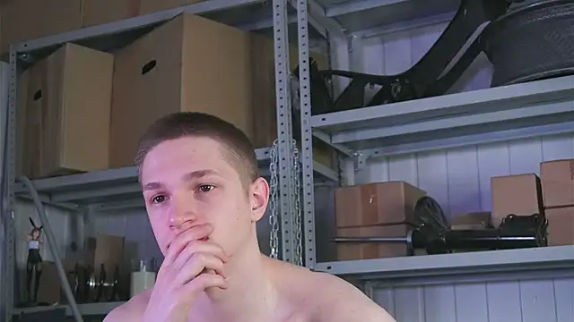 dustyn fox online show from April 2026 03:37:01 AM