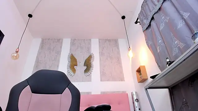 ciara connor online show from March 2026 04:17:02 AM