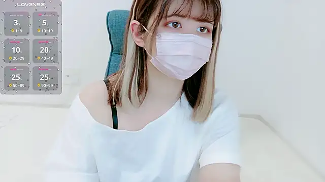 MoMoka jp online show from April 2026 12:17:02 PM