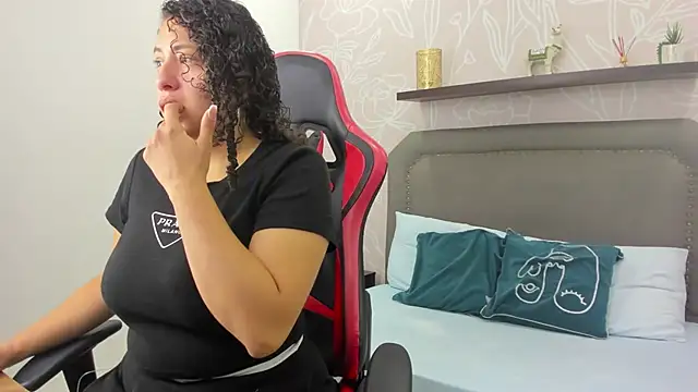 aixa 15 online show from September 2025 12:18:02 PM