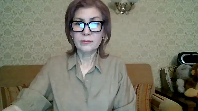 Elegant00Lady online show from February 2026 04:04:02 PM